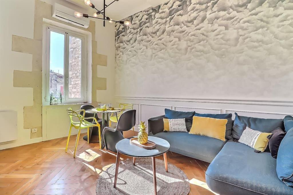 Le Yellow - Central - Climatise Nîmes Exteriör bild
